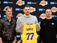 爱游戏体育官方包含NBA：湖人队总经理佩林卡接受采访时表示，会满足球队的阵容需求，让球队下赛季更强大的词条