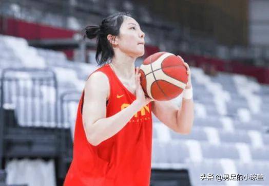 中国女篮平均年龄25.4岁选材着眼于洛杉矶奥运会(中国女蓝平均年龄)
