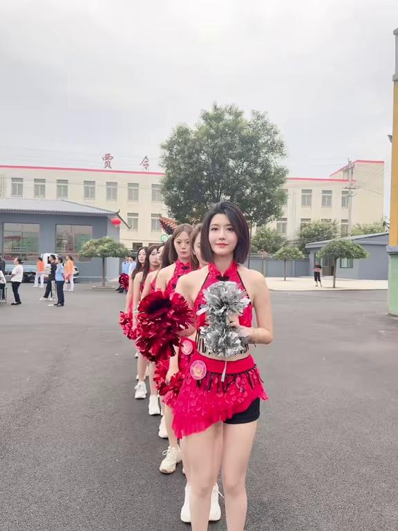 关于山西男篮啦啦队分享舞蹈日常：纯显摆，青春活力的信息