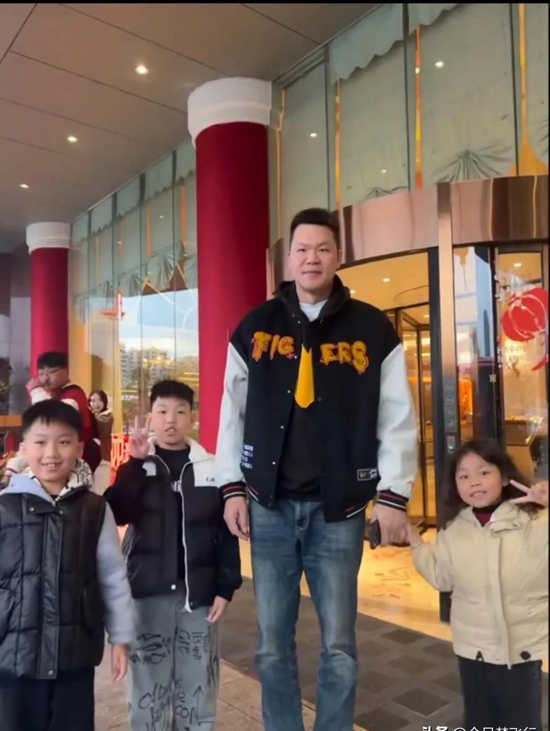 爱游戏体育在线-欧阳秋泉：组建十五运会广东U16女足家长群，看到女儿(2015年全国u16女足联赛秩序册全文)