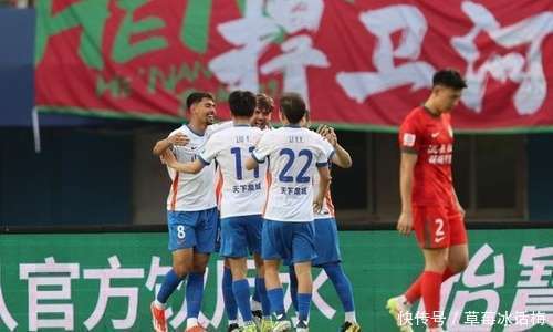 中超-费利佩双响王大雷染红成都2-1泰山赛季三杀对手的简单介绍