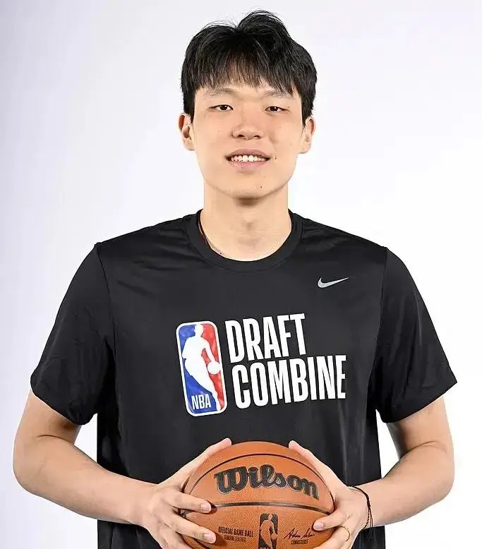 67人退出今年NBA选秀杨瀚森落选概率极低(宣布参加nba选秀)